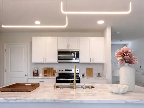 3419 Hilltop Circle Bradenton FL 34211