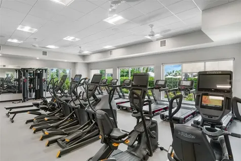 3419 Hilltop Circle Bradenton FL 34211