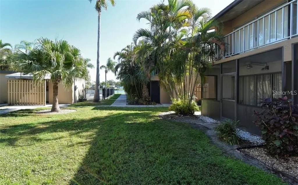 2946 Clark Road Sarasota FL 34231