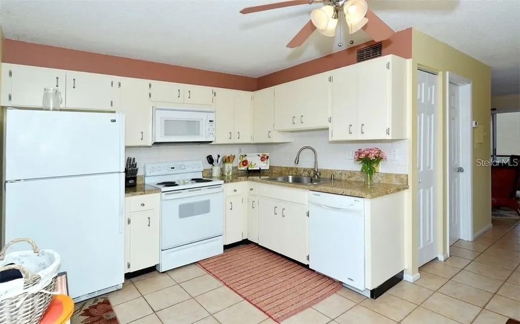 2946 Clark Road Sarasota FL 34231