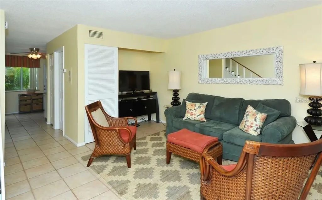2946 Clark Road Sarasota FL 34231