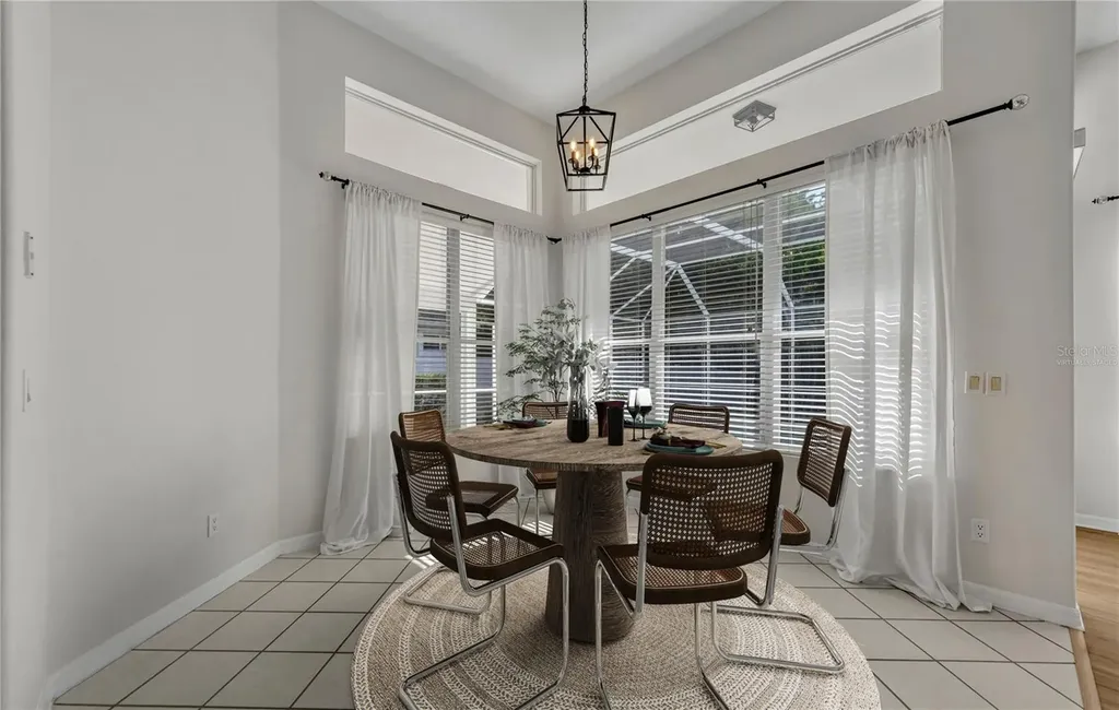 1054 Landview Court Orlando FL 32828