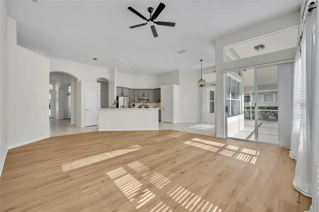 1054 Landview Court Orlando FL 32828