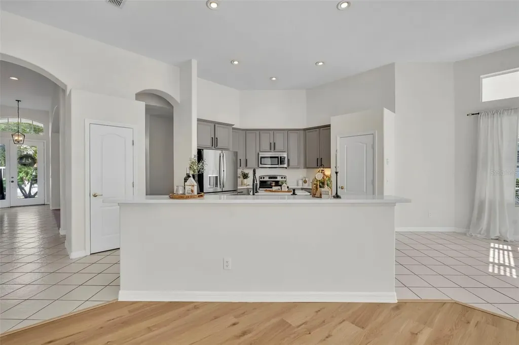 1054 Landview Court Orlando FL 32828