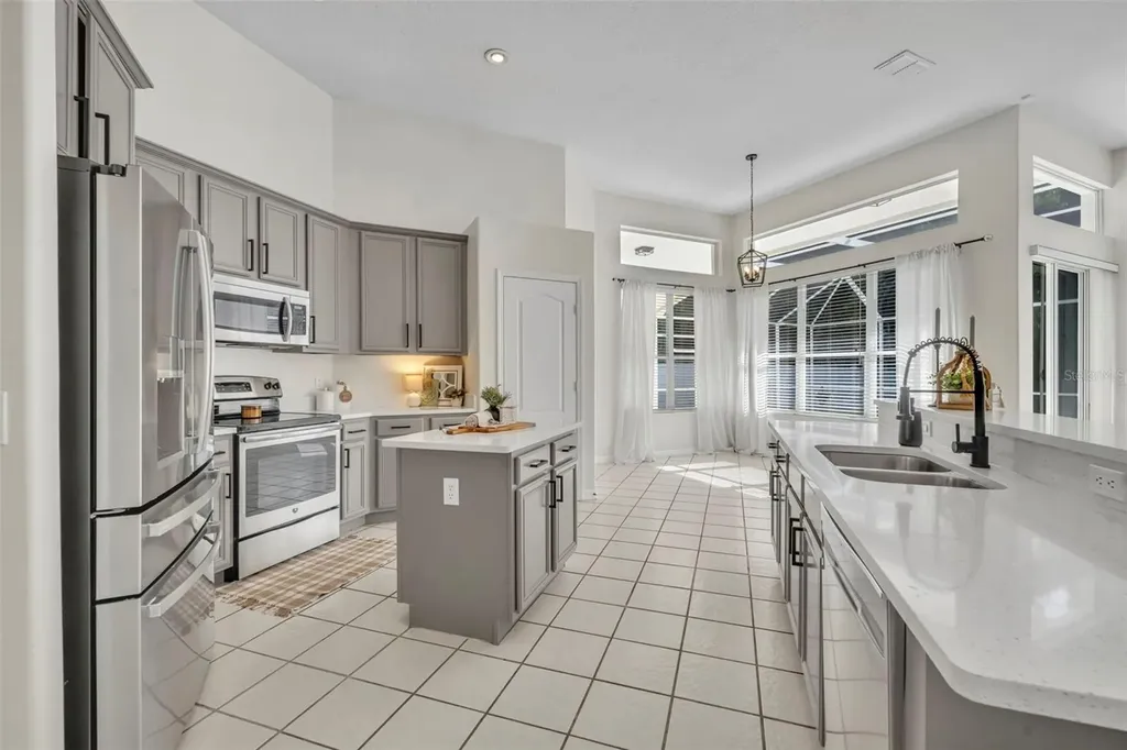 1054 Landview Court Orlando FL 32828