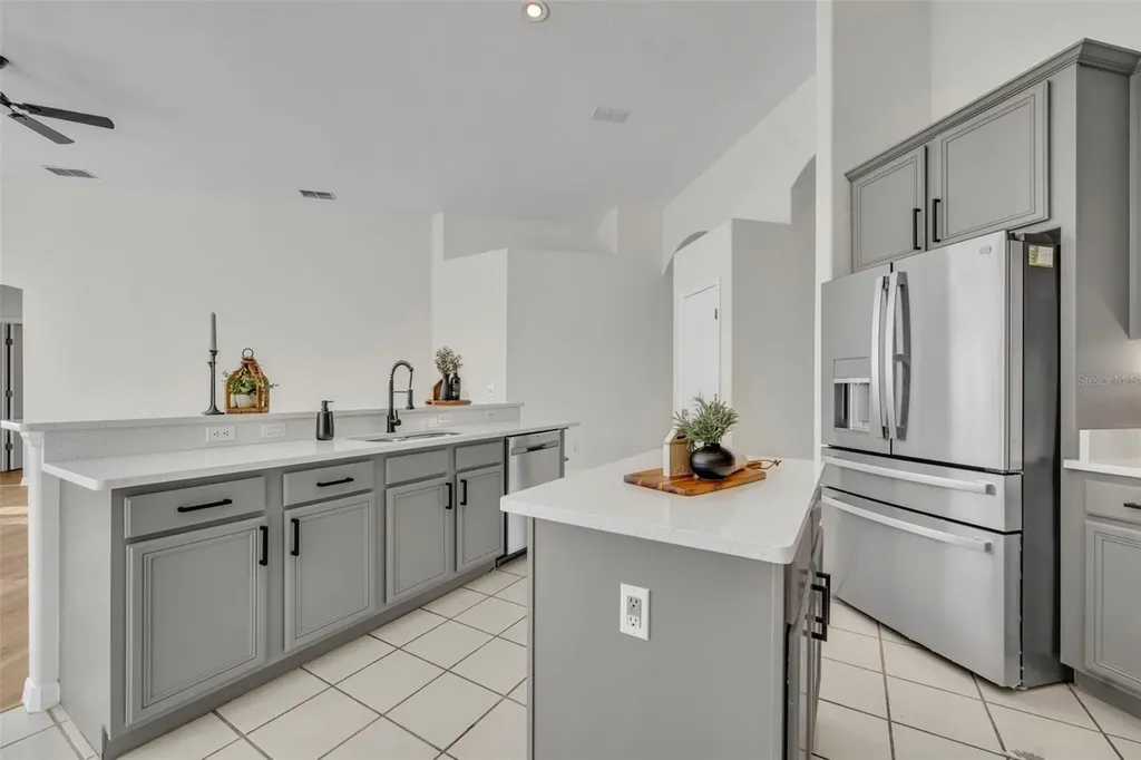 1054 Landview Court Orlando FL 32828