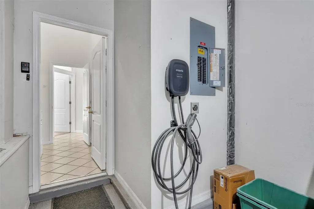 1054 Landview Court Orlando FL 32828
