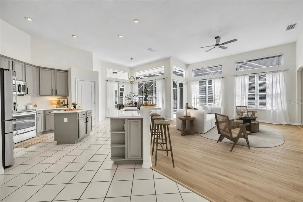 1054 Landview Court Orlando FL 32828