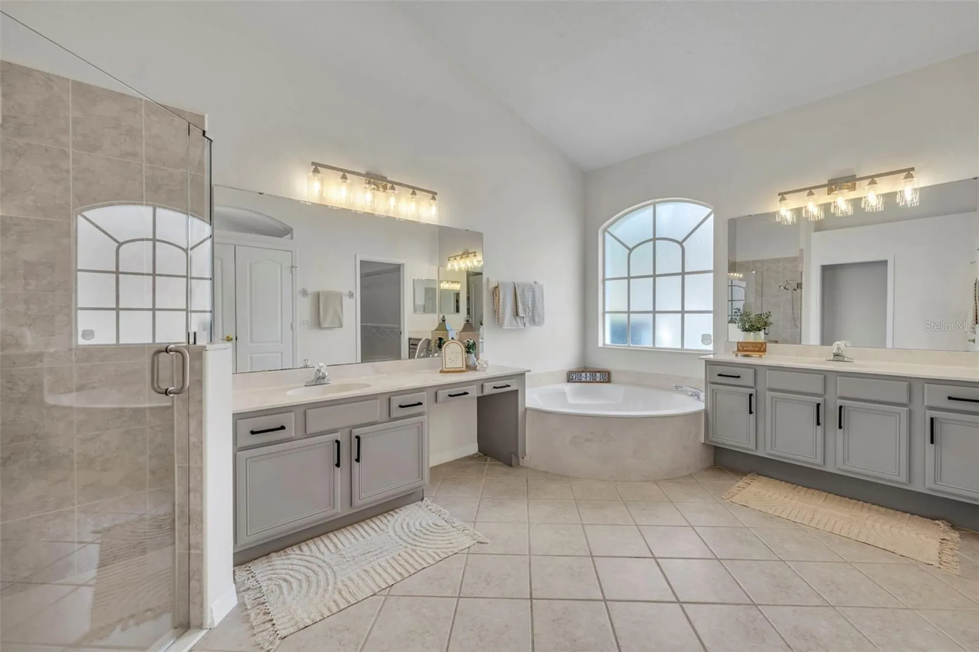 1054 Landview Court Orlando FL 32828