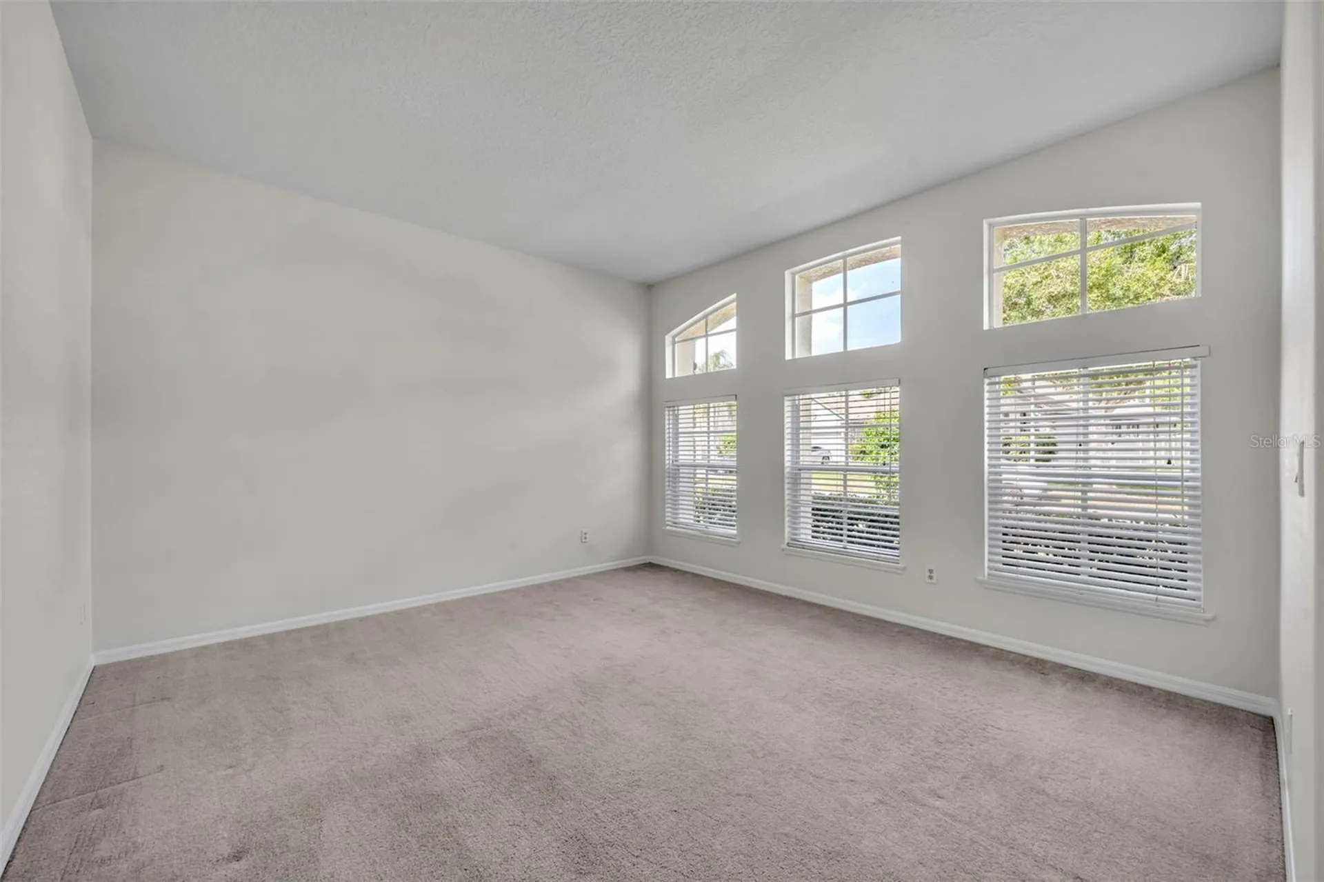 1054 Landview Court Orlando FL 32828