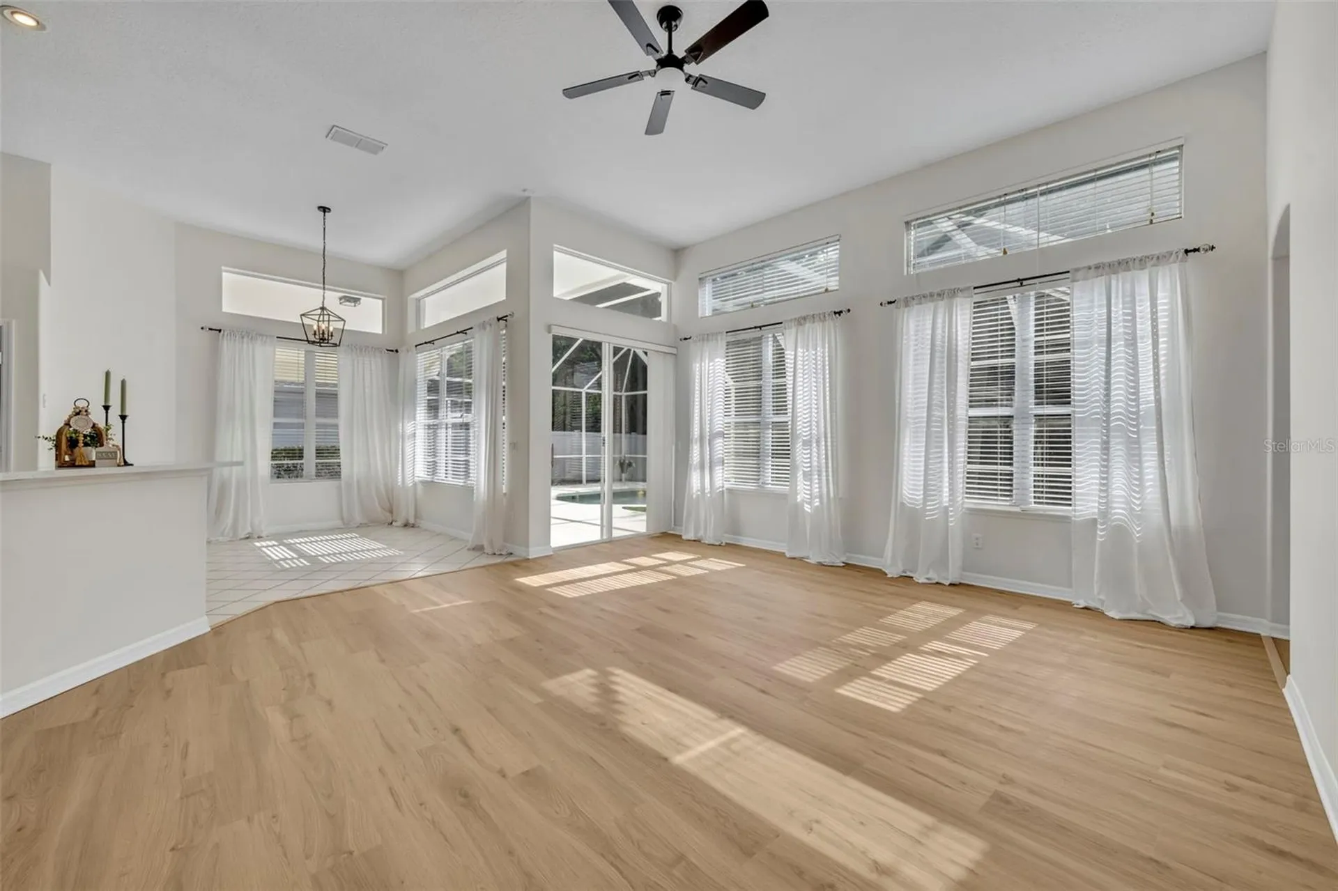 1054 Landview Court Orlando FL 32828