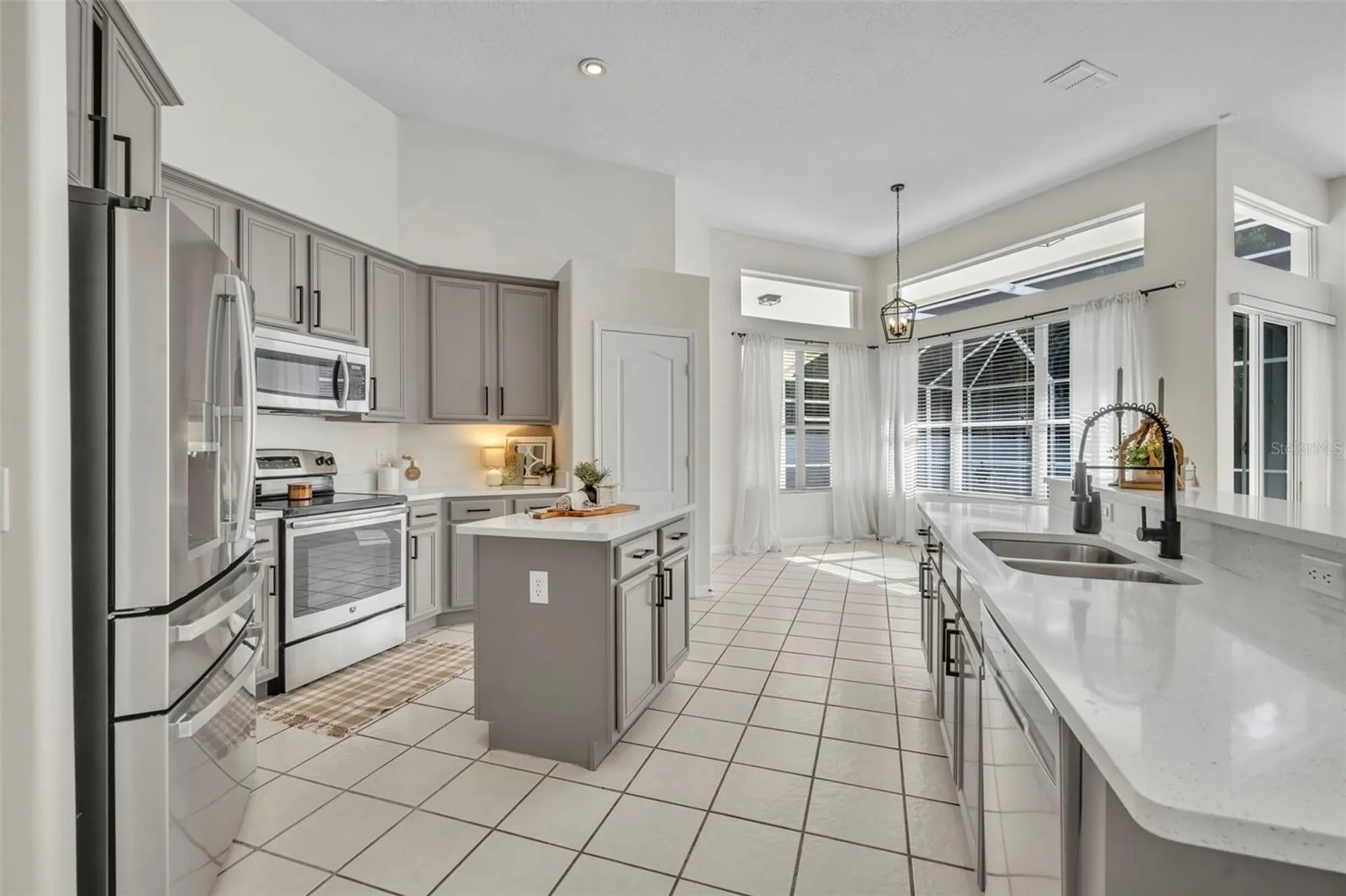 1054 Landview Court Orlando FL 32828