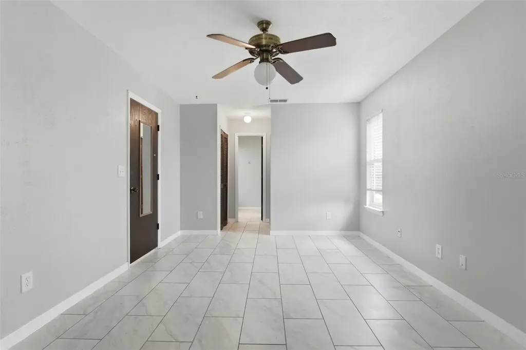 2351 Montano Street Deltona FL 32738