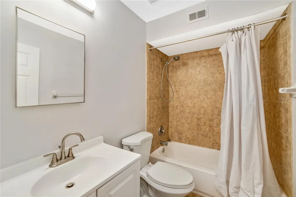 4307 SW 70th Terrace Gainesville FL 32608