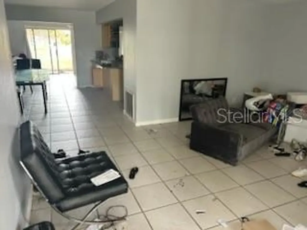 365 S Naranja Avenue Port St Lucie FL 34983