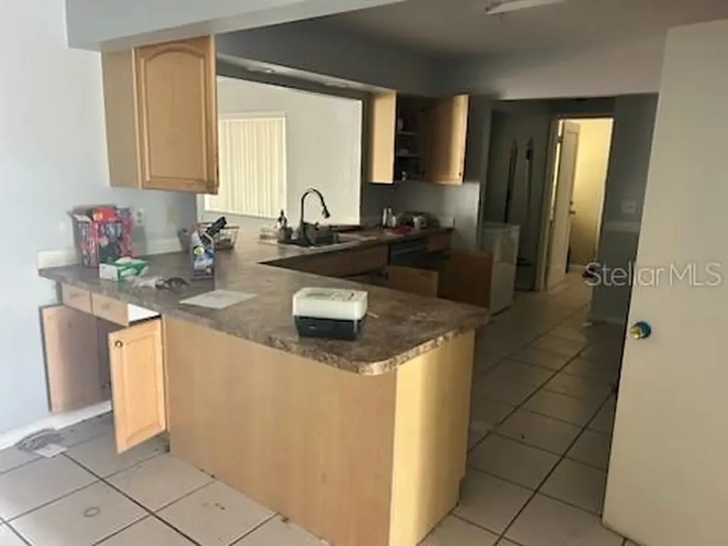 365 S Naranja Avenue Port St Lucie FL 34983