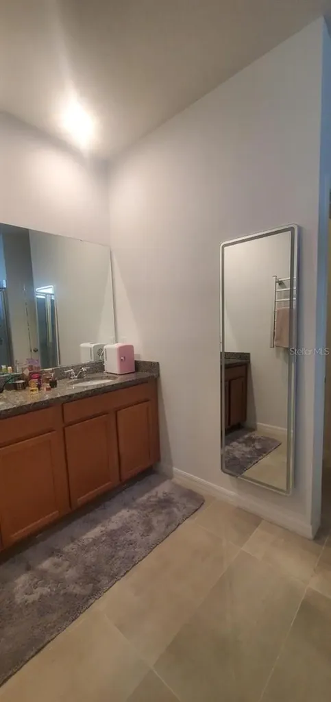 11987 Globe Street Orlando FL 32832