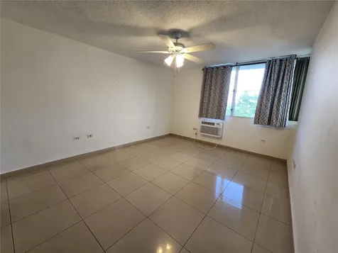 30 Borbon Avenue Guaynabo PR 00965