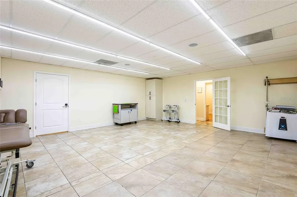 4109 N Armenia Tampa FL 33607