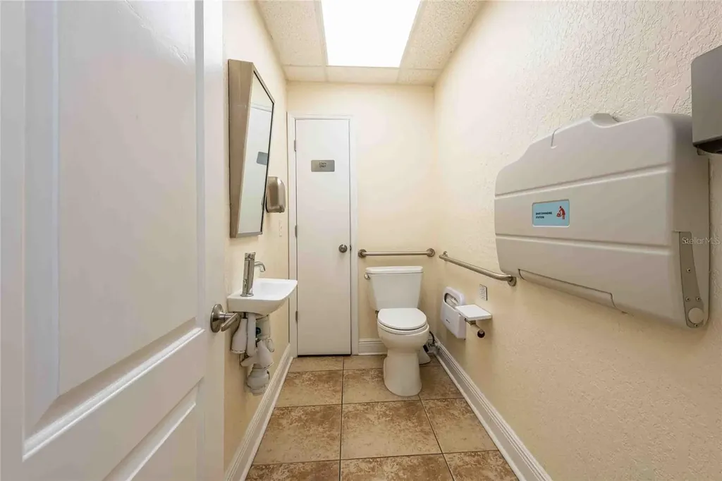 4109 N Armenia Tampa FL 33607