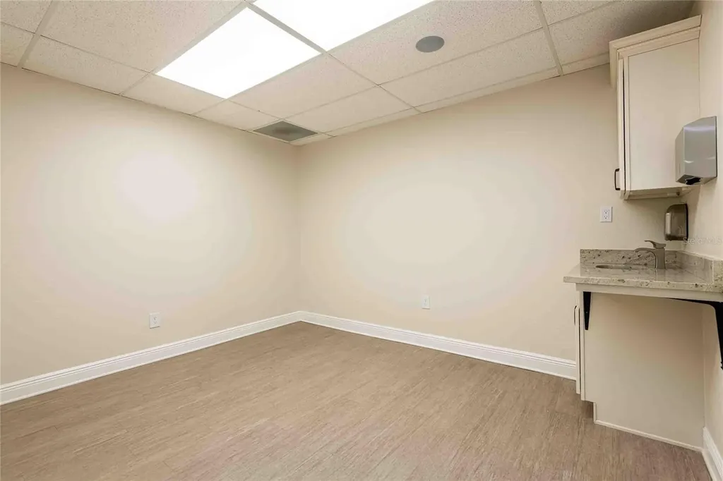 4109 N Armenia Tampa FL 33607