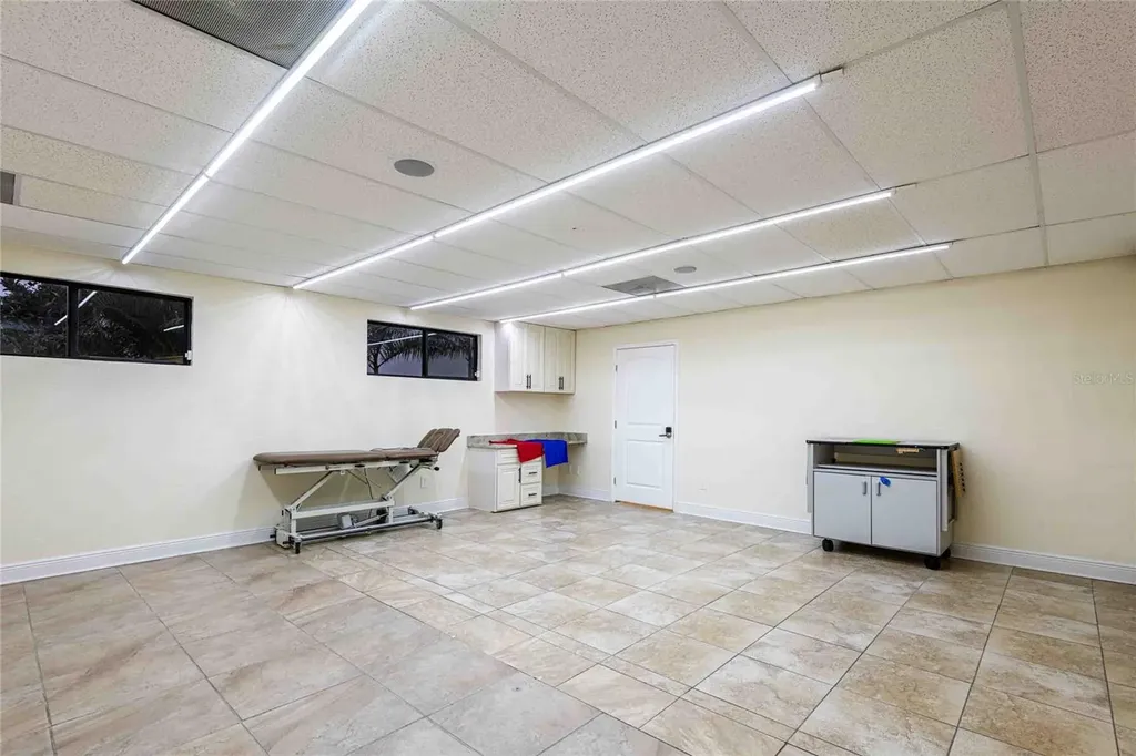 4109 N Armenia Tampa FL 33607