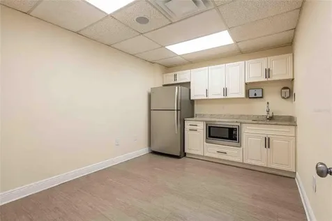 4109 N Armenia Tampa FL 33607