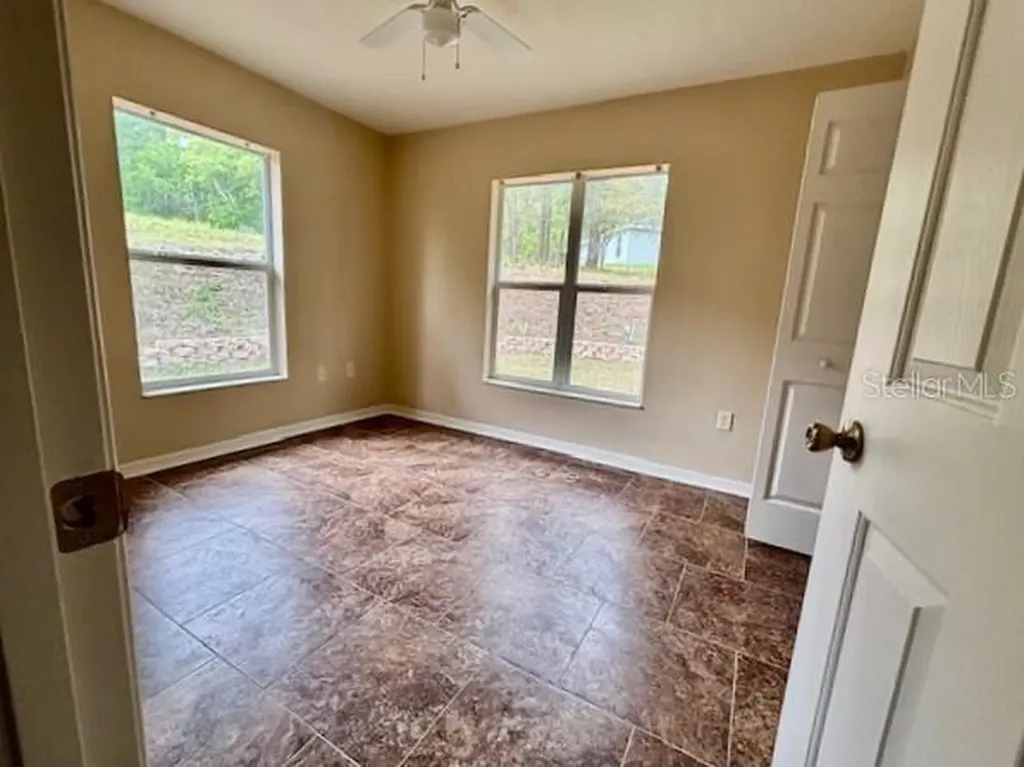 9832 SW 196th Avenue Road Dunnellon FL 34432