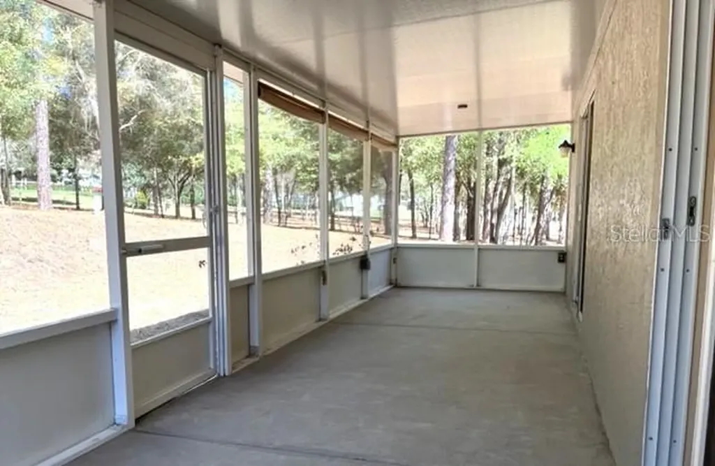 9832 SW 196th Avenue Road Dunnellon FL 34432