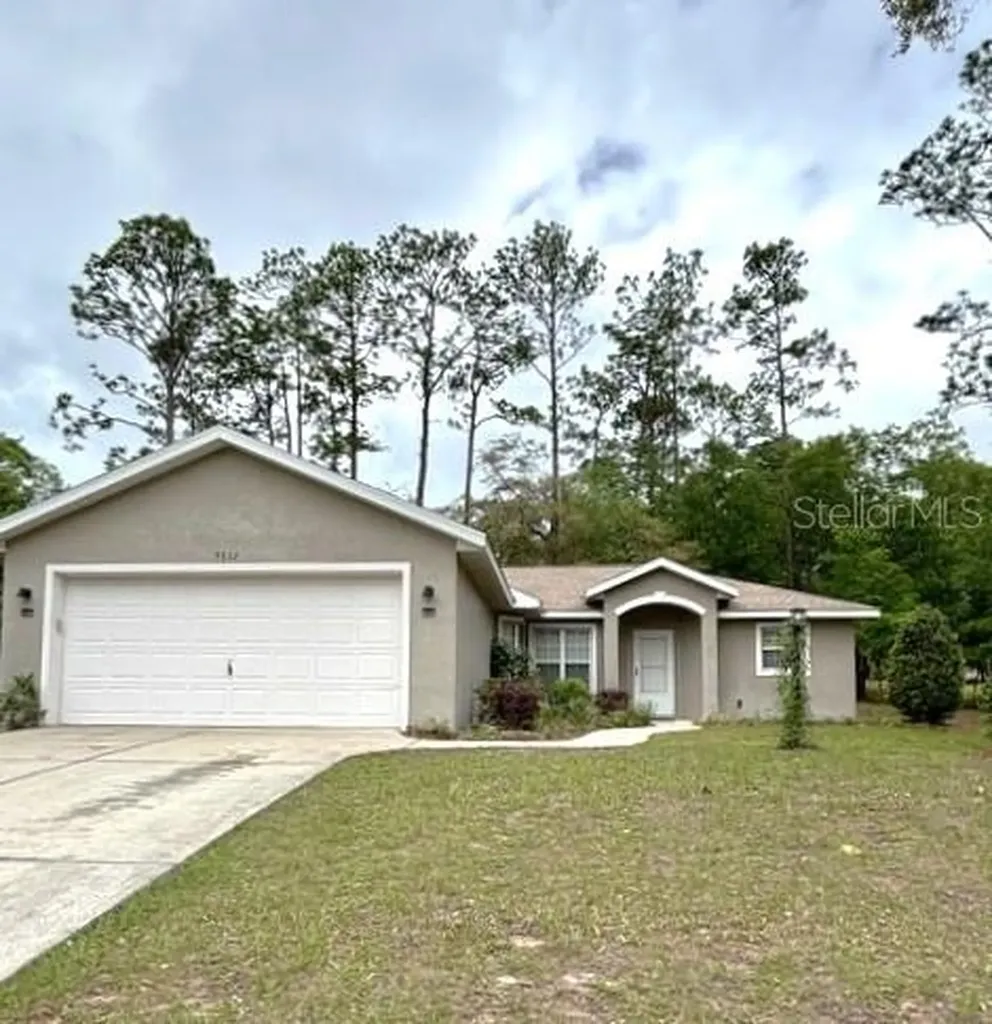 9832 SW 196th Avenue Road Dunnellon FL 34432