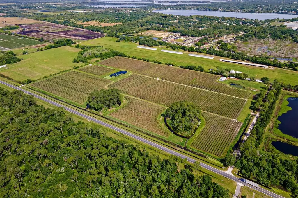 7453 Jones Avenue Mount Dora FL 32757