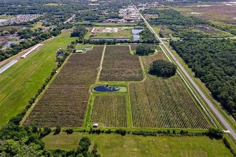 7453 Jones Avenue Mount Dora FL 32757