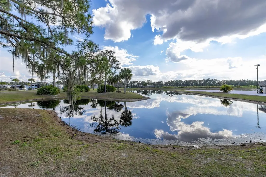 325 Tiki Turn (hwy 630) E Lake Wales FL 33898