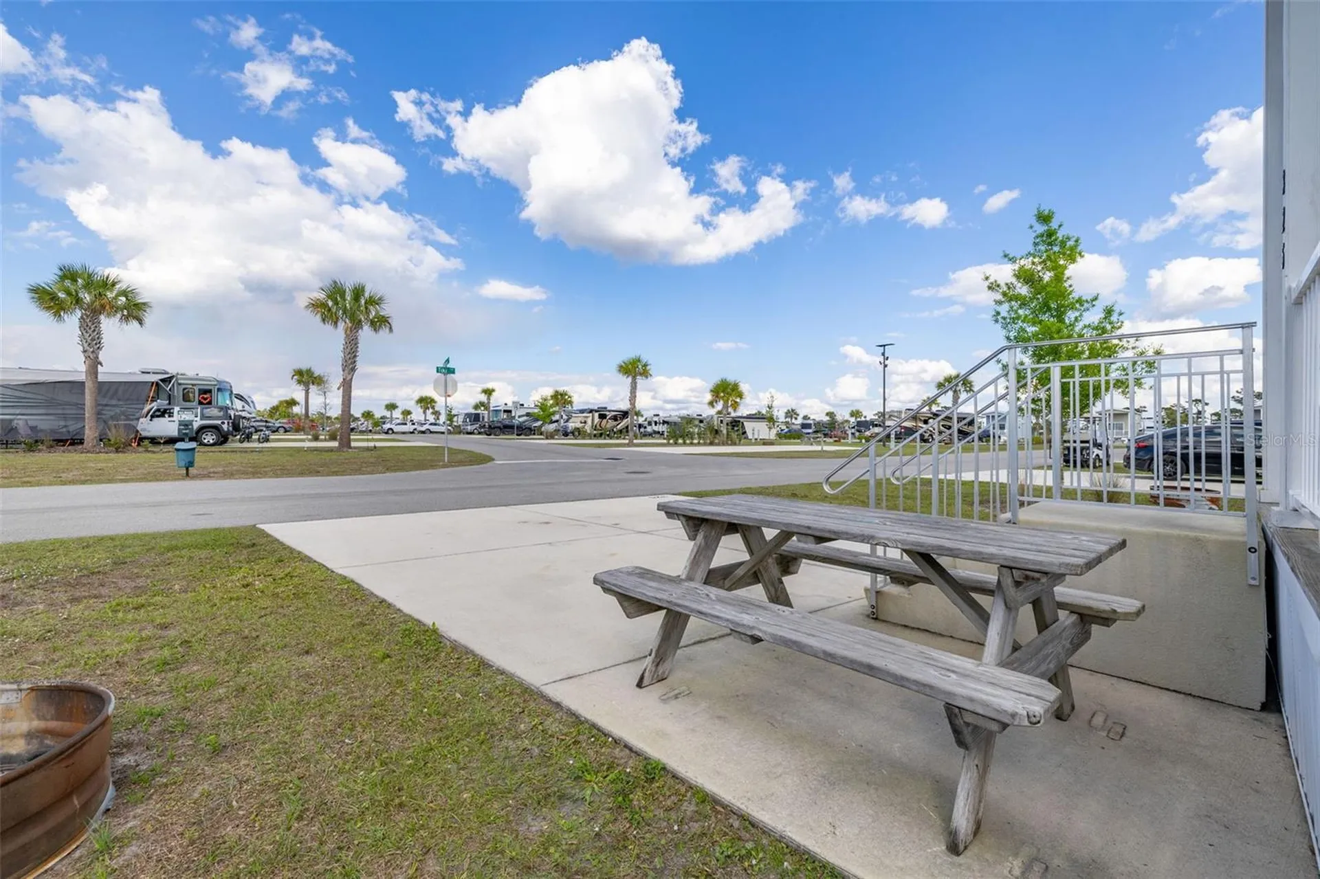 325 Tiki Turn (hwy 630) E Lake Wales FL 33898