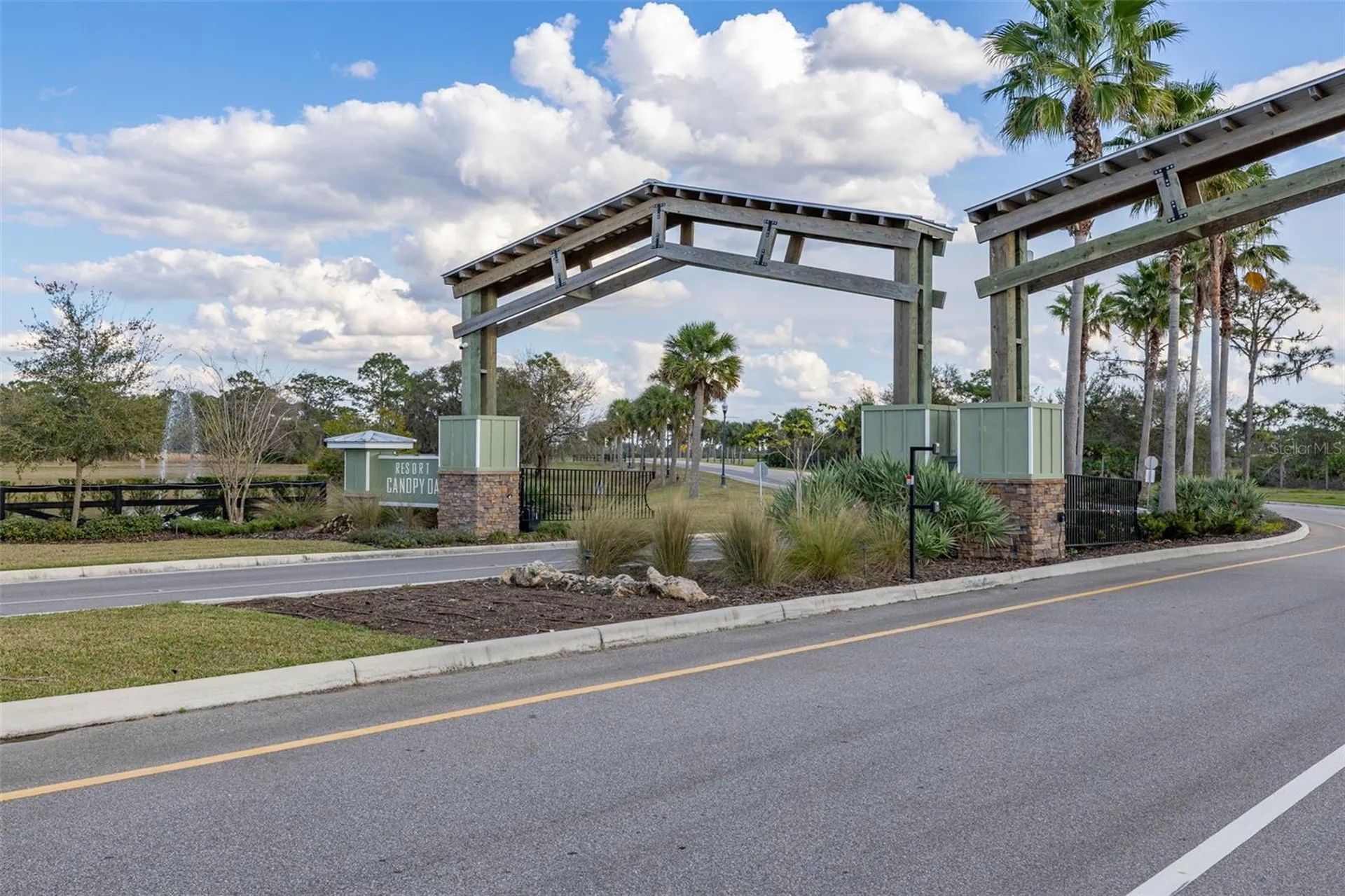 325 Tiki Turn (hwy 630) E Lake Wales FL 33898
