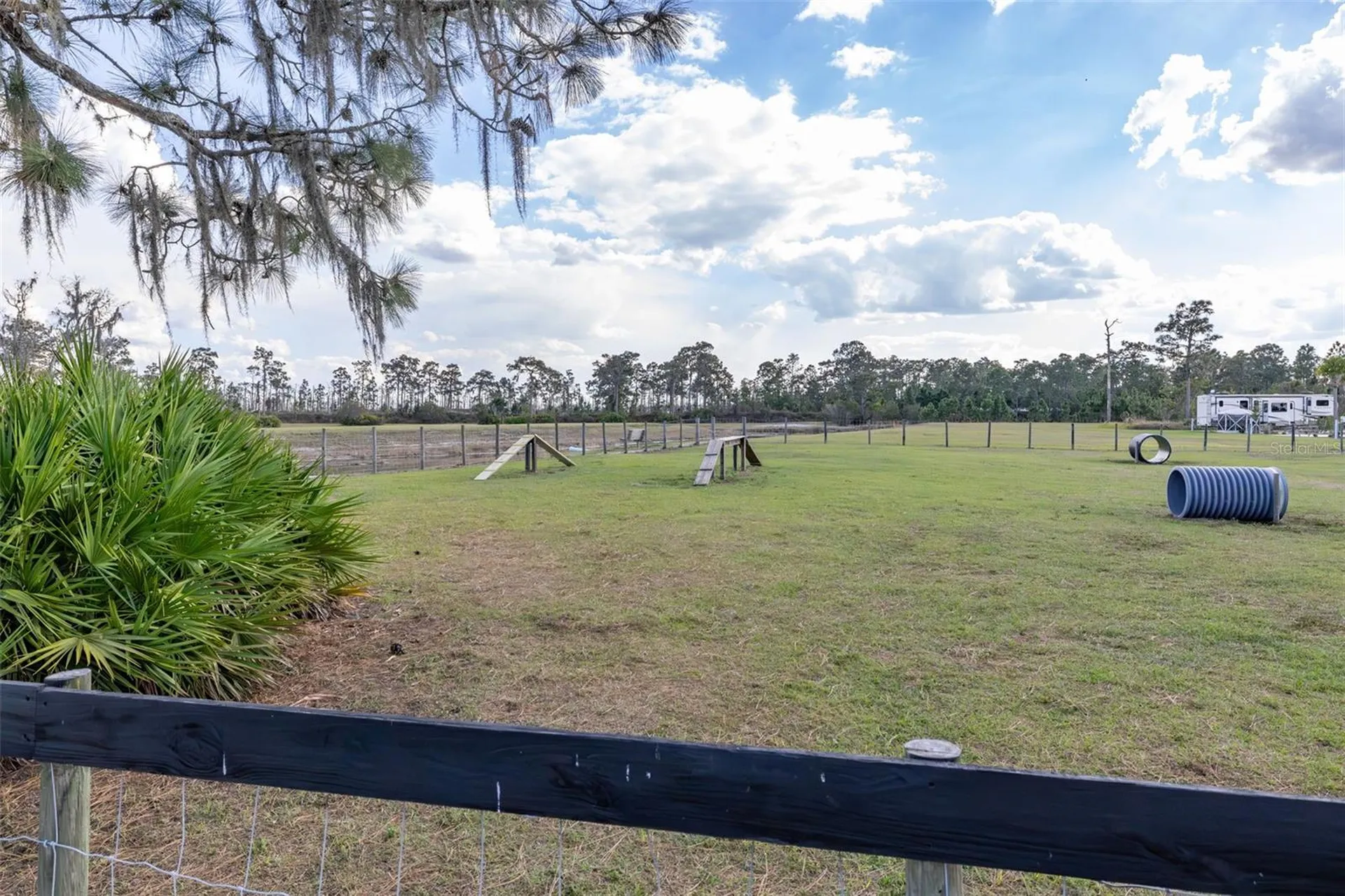 325 Tiki Turn (hwy 630) E Lake Wales FL 33898