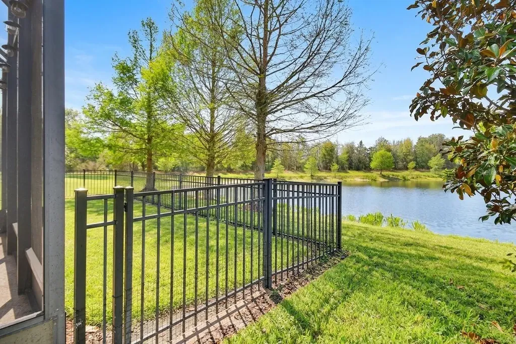 412 Tisbury Court Deland FL 32724