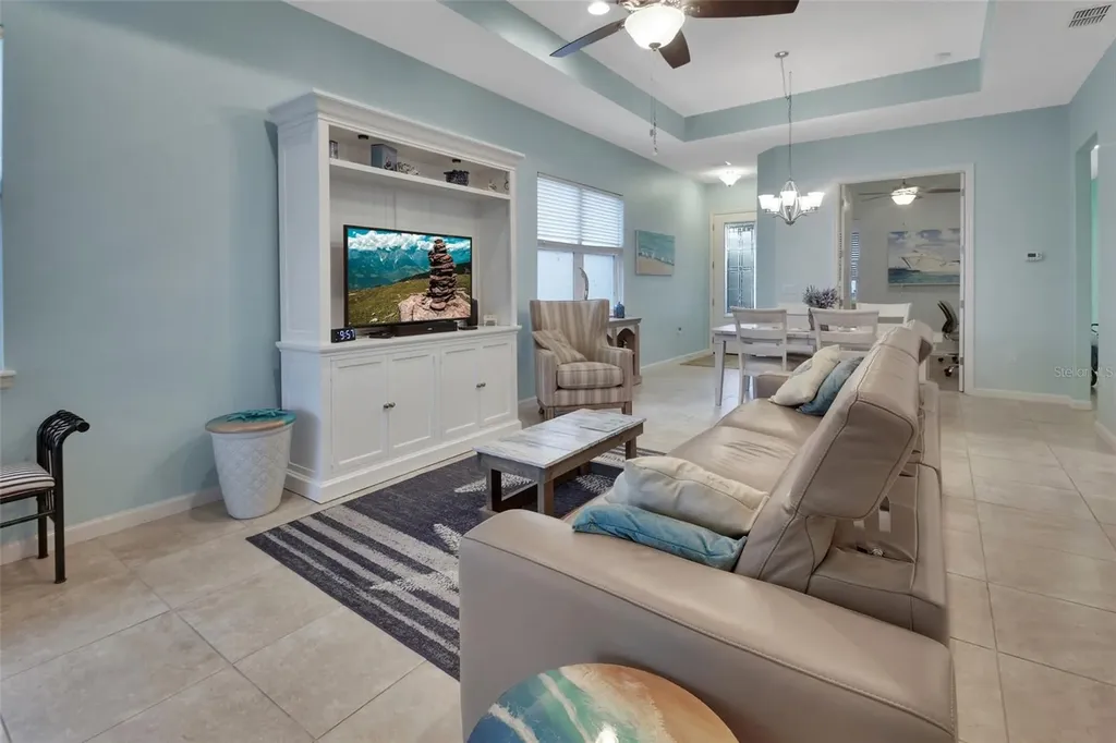 412 Tisbury Court Deland FL 32724