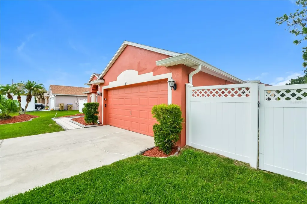 823 Abbeville Court Kissimmee FL 34759