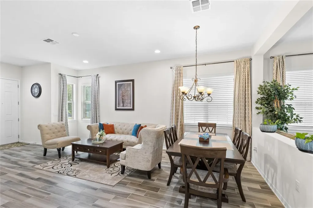 10281 Henbury Street Orlando FL 32832