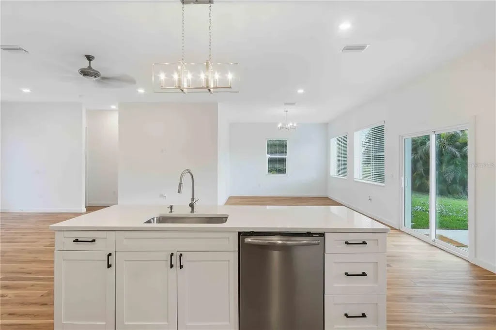 1215 Rio De Janeiro Avenue Punta Gorda FL 33983