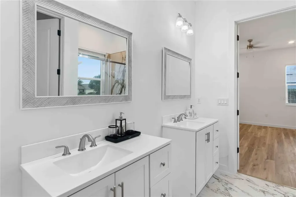 1215 Rio De Janeiro Avenue Punta Gorda FL 33983