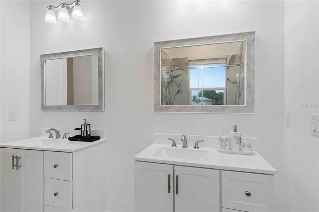 1215 Rio De Janeiro Avenue Punta Gorda FL 33983