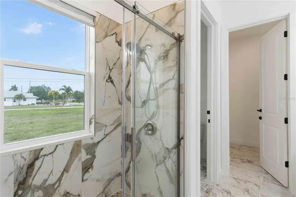 1215 Rio De Janeiro Avenue Punta Gorda FL 33983