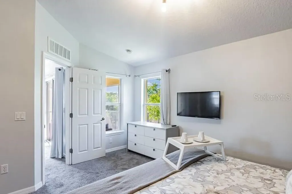 2788 Club Cortile Circle Kissimmee FL 34746