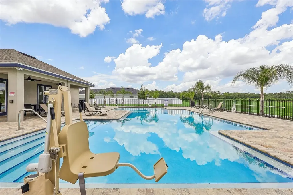 2073 Golden Beak Drive Eagle Lake FL 33839