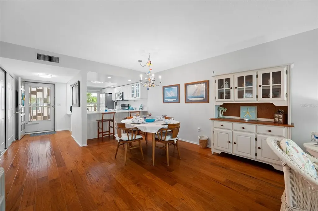 121 Island Way Clearwater Beach FL 33767