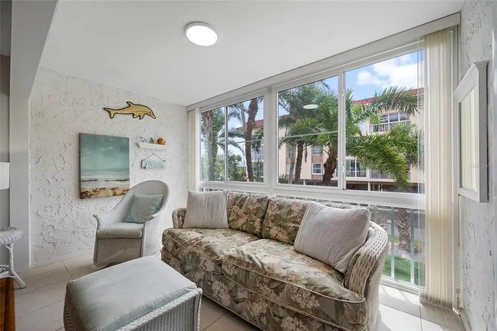 121 Island Way Clearwater Beach FL 33767