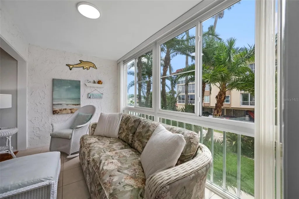 121 Island Way Clearwater Beach FL 33767