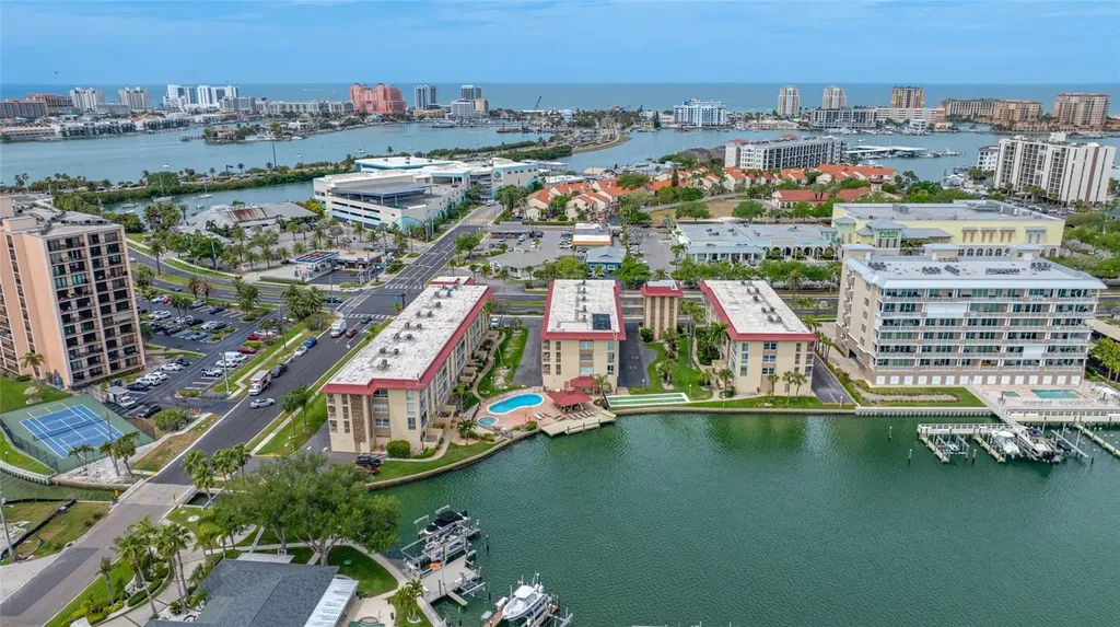 121 Island Way Clearwater Beach FL 33767